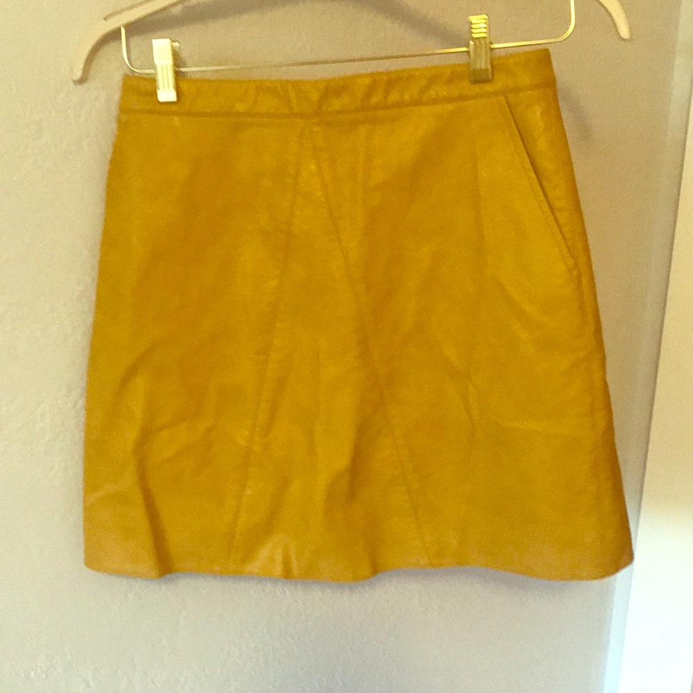 Zara faux leather mini skirt